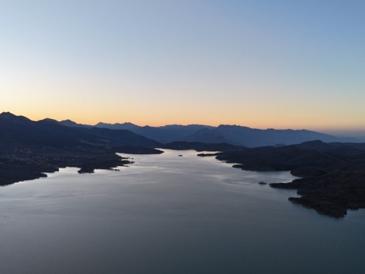 Ένα όνειρο στη Θεσσαλία: Η Λίμνη Πλαστήρα σε καλεί (βίντεο)