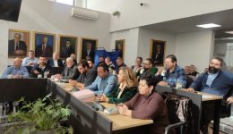 enas-neos-antidimarchos-ke-i-1