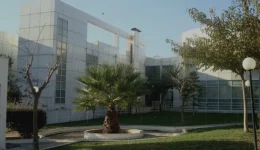 enischiete-to-topiko-iatrio-Άno