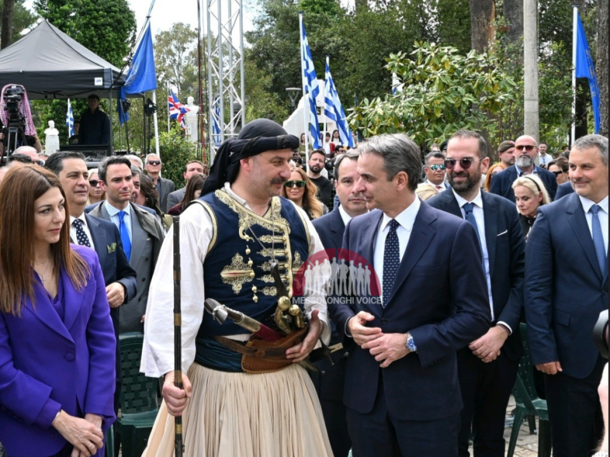Εντυπωσιάστηκε ο Μητσοτάκης από τον αρματωμένο Μαυρομμάτη – Η αναφορά στην ασημένια πιστόλα