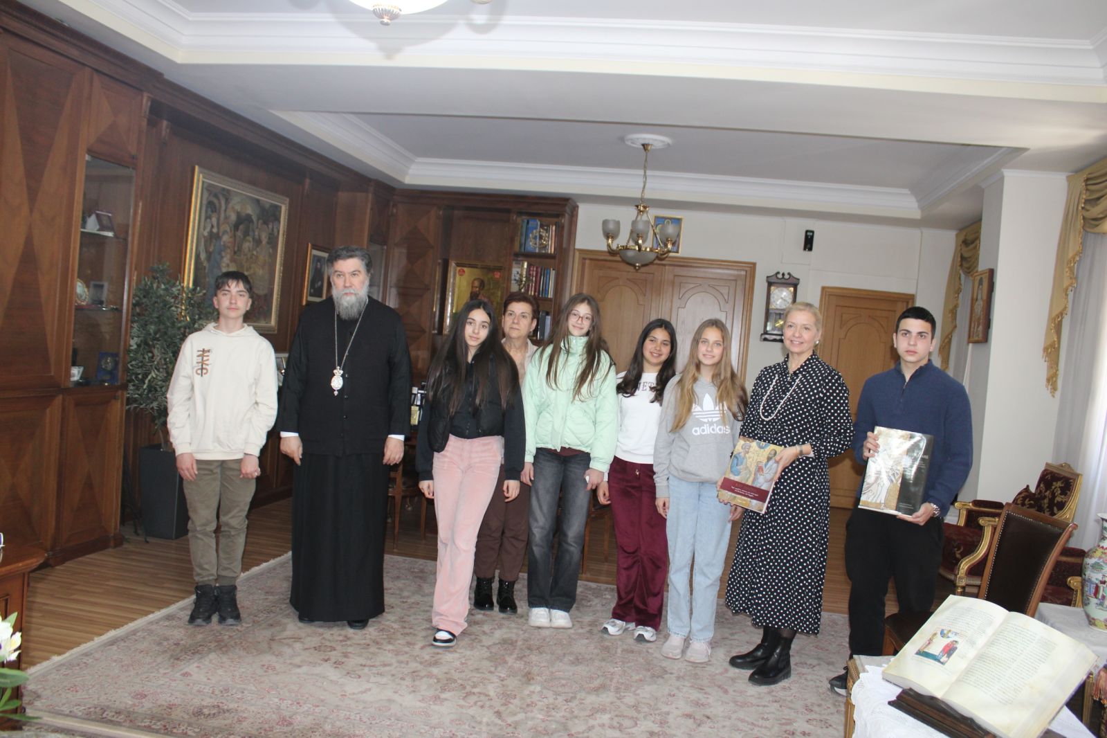 episkepsi-mathiton-gimnasion-ston-mitropoliti