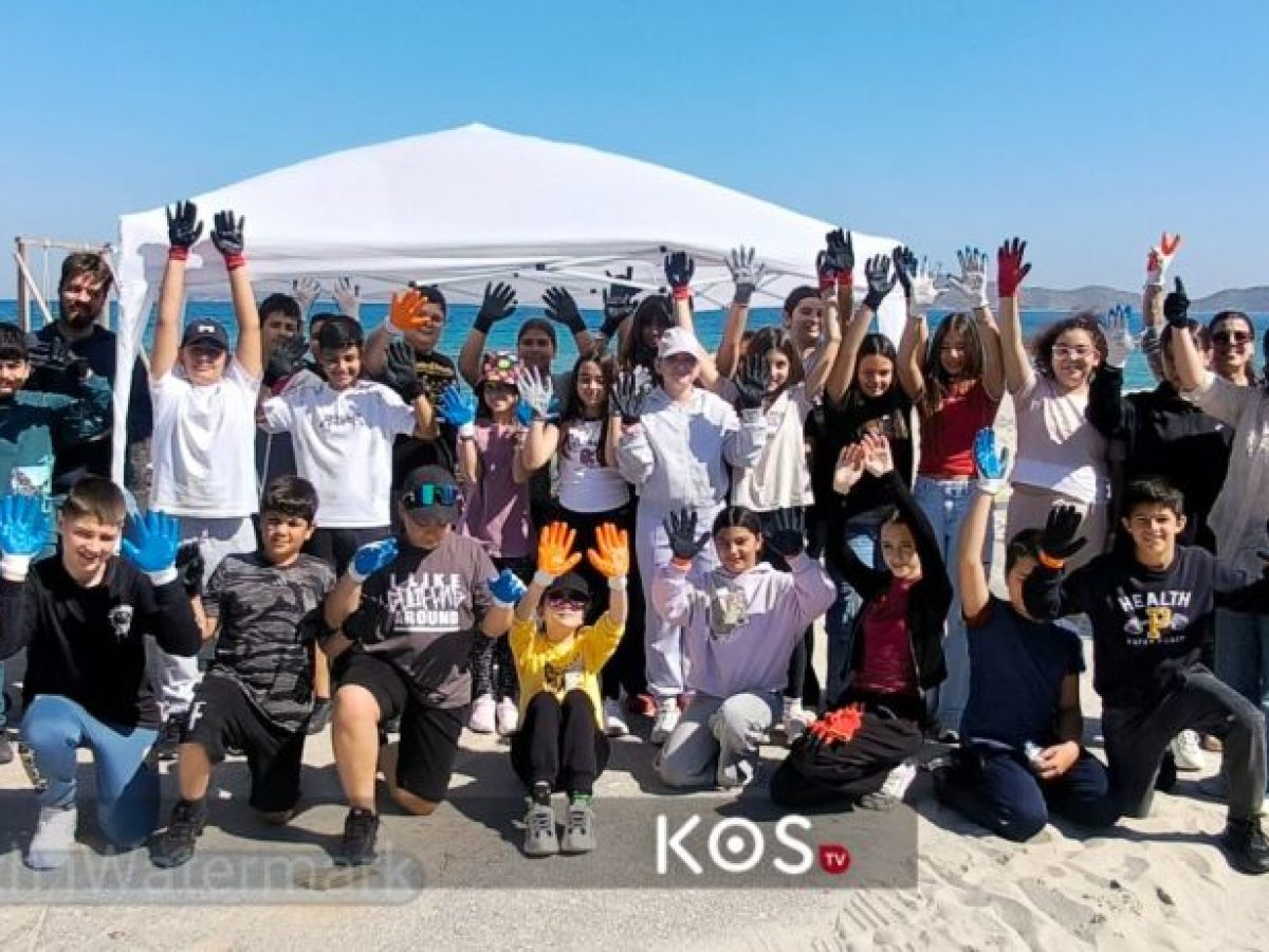 Εθελοντικός καθαρισμός της παραλίας Μαρμαρίου από το Δημοτικό Σχολείο Πυλίου και τον ΜΠΕΣ Απελλή