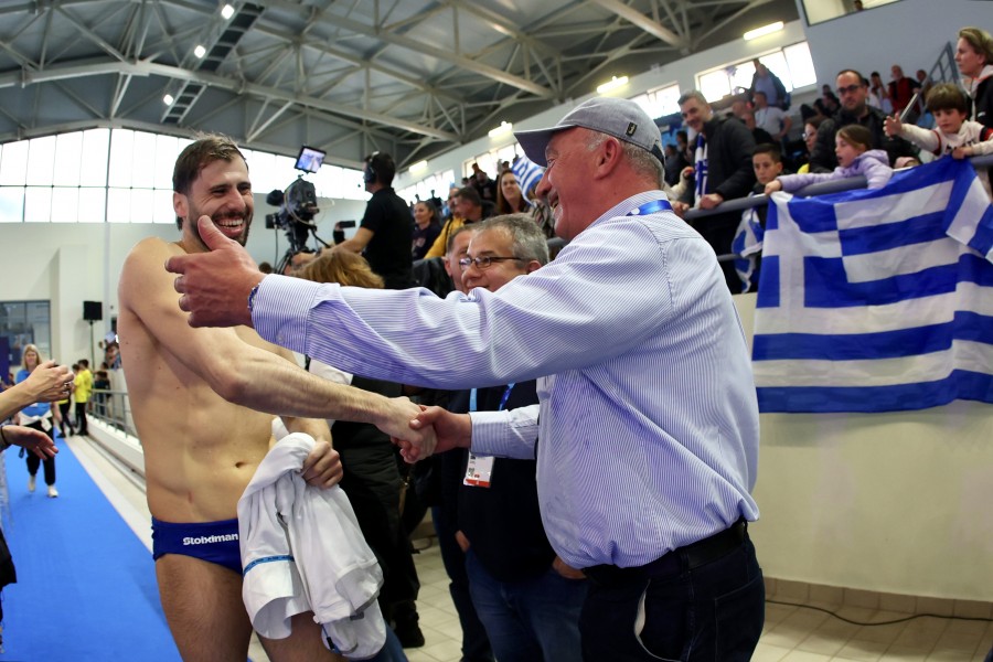 ethniki…-apolafsi-kerdise-tin-oungaria