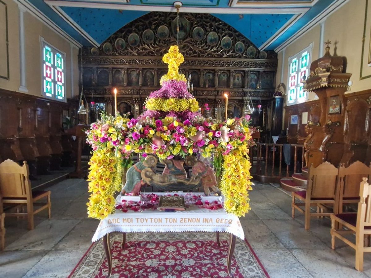 Έτοιμοι οι επιτάφιοι των ενοριακών ναών της πόλης της Λευκάδας