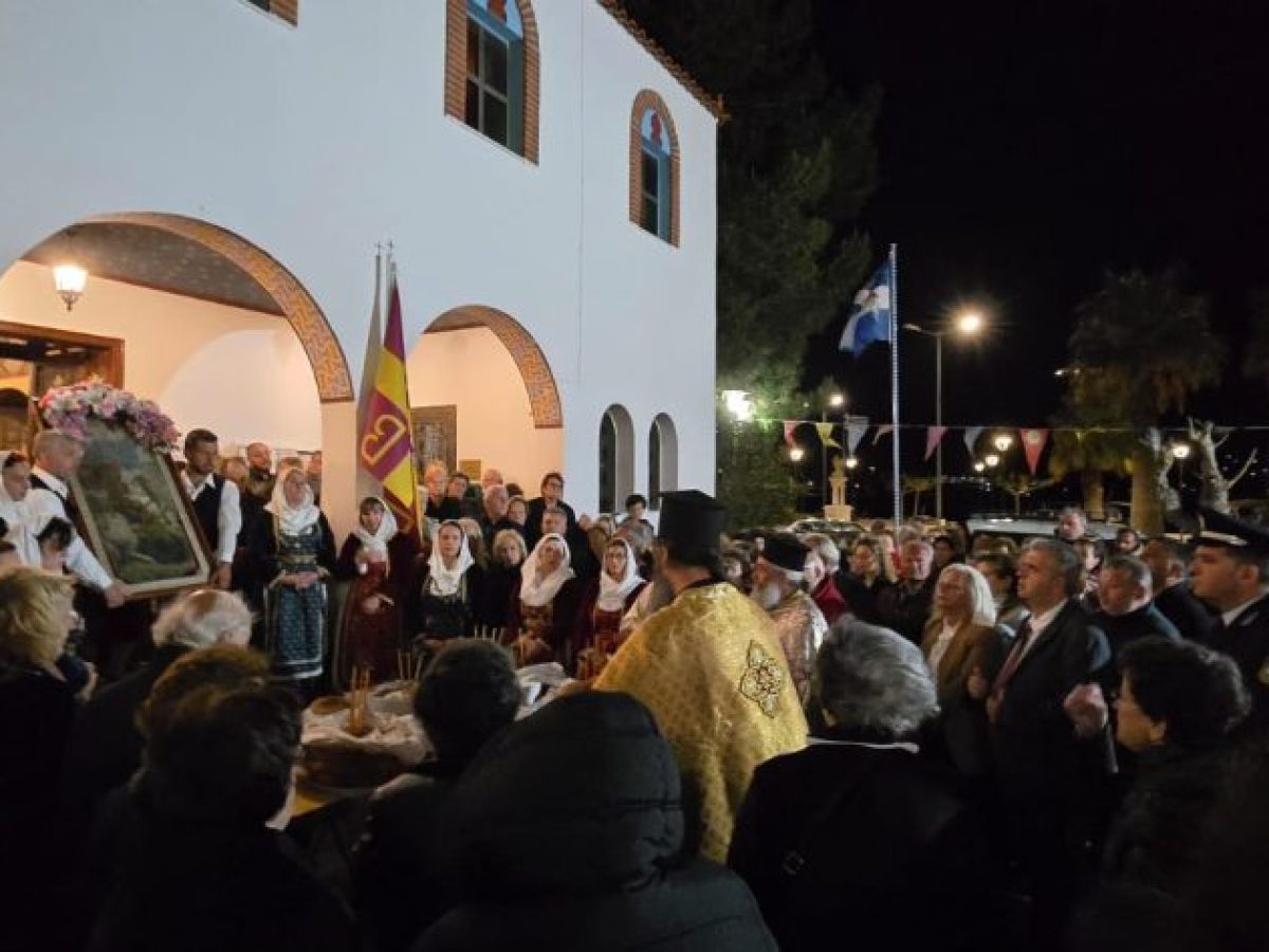 Εύβοια: Πλημμύρισε πιστούς το Μαρμάρι για τον Πολιούχο του Άγιο Γεώργιο