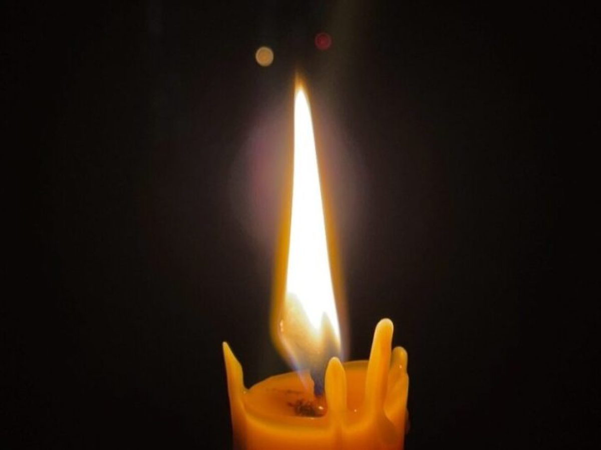 Εύβοια: Το Άγιο Φως έσβησε λίγο πριν φτάσει στους πιστούς