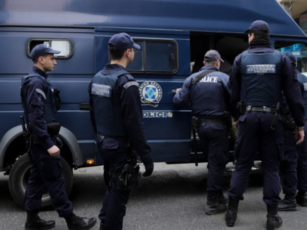 Έξι συλλήψεις σε αστυνομική επιχείρηση σε οικισμούς ΡΟΜΑ στην Αργολίδα