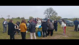 feres-doxologia-sto-parekklisi-tou-Αgiou