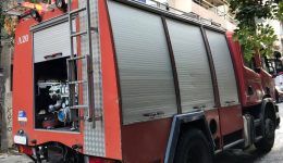 fotia-se-spiti-sto-Αgrinio