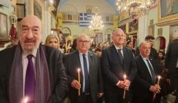 g.-nikitiadis-epafes-ke-parousia-1