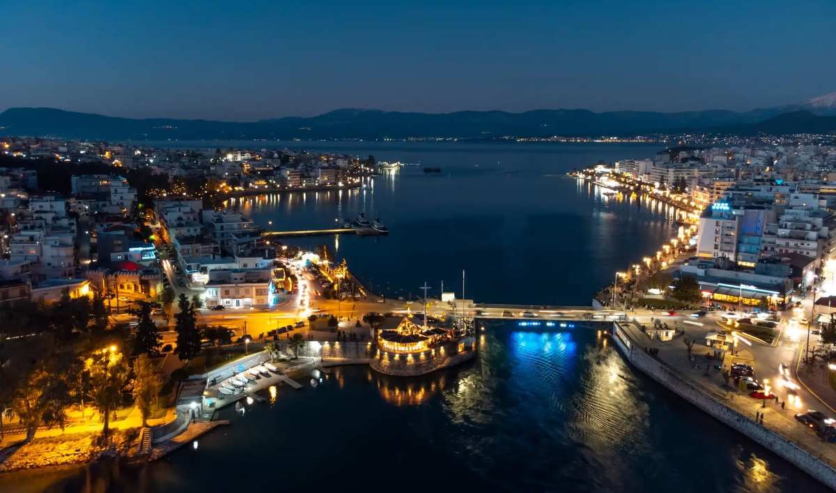 gemise-limata-i-paralia-tis
