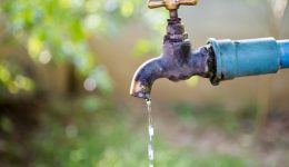 geniki-diakopi-idrodotisis-ti-deftera