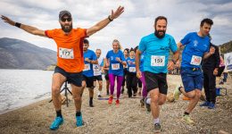 gia-9i-sinechi-chronia-o