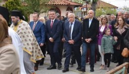 giortastike-i-mnimi-ton-thavmatourgon