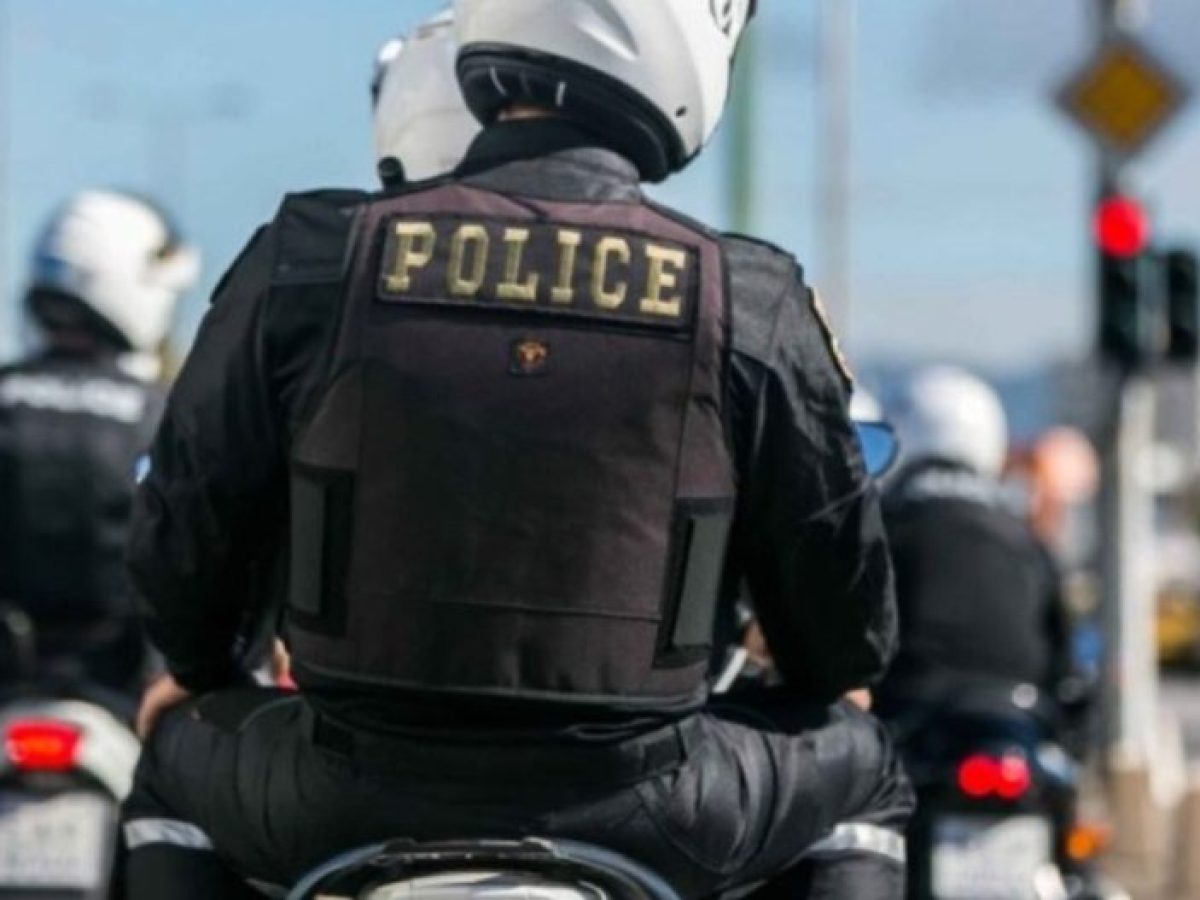Γλυφάδα: Χειροπέδες σε 30χρονο που έκλεψε αυτοκίνητο στο Καματερό και ηλεκτρικό ποδήλατο στη Βουλιαγμένη