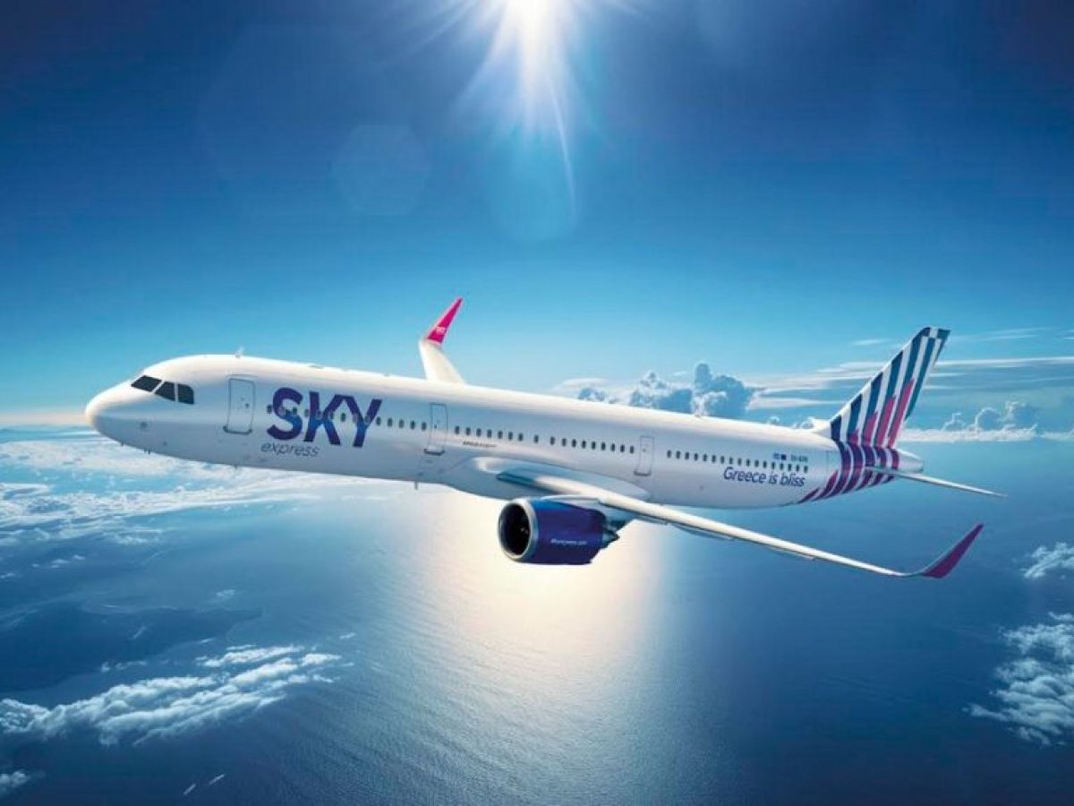 Η SKY express μεταφέρει και φέτος το Άγιο Φως σε κάθε γωνιά της Ελλάδας (στη Ρόδο από τα Δωδεκάνησα)