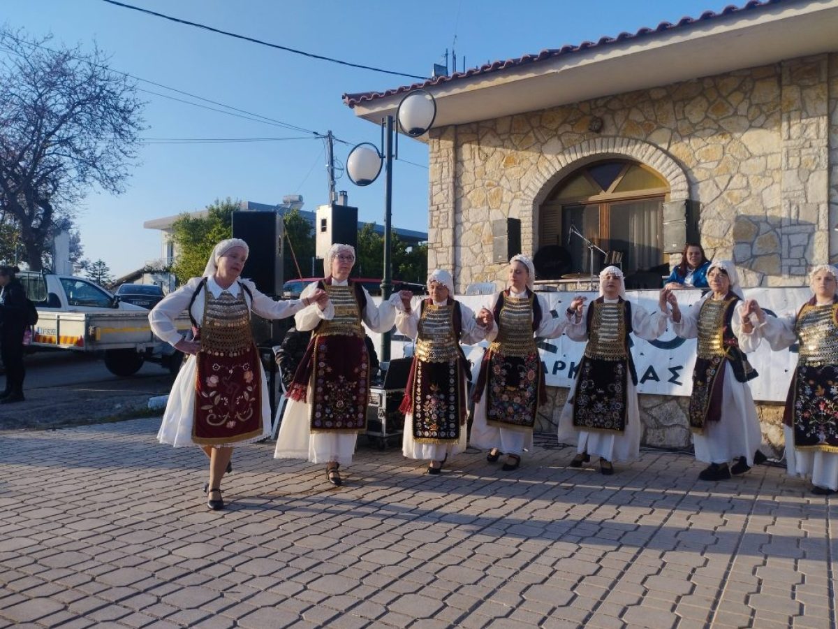 Η αναβίωση του εθίμου της Ρωμάνας στην Κοινότητα Αρκίτσας τη Δευτέρα του Πάσχα