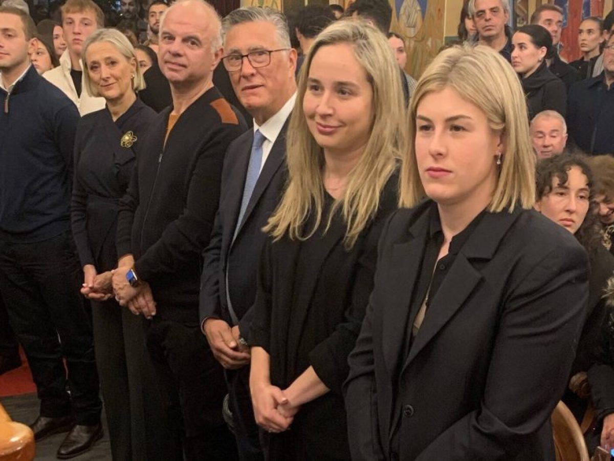 Η αρχηγός της αξιωματικής αντιπολίτευσης Jess Wilson στην ακολουθία του Επιταφίου στην Ενορία των Εισοδίων της Θεοτόκου North Balwyn