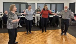 i-ilikiomeni-simpariki-tou-Whittlesea-1