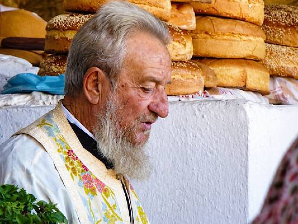 Η Μητρόπολη Λήμνου για την εκδημία του π. Ηλία Λασπατζάκη