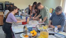 i-prooptikes-ton-epangelmatikon-likion-2