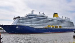 i-siros-ipodechthike-to-krouazieroplio