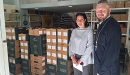 i-theoprosforΑ-konta-ston-paschonta