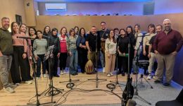 ichografisi-tragoudion-tis-kremastis-i-2