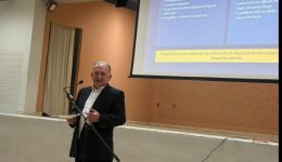 ikogenia-ke-scholio-os-sigkinonounta