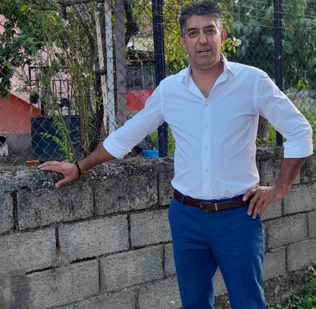 ioannis-gkougklas-me-prosopiki-doulia