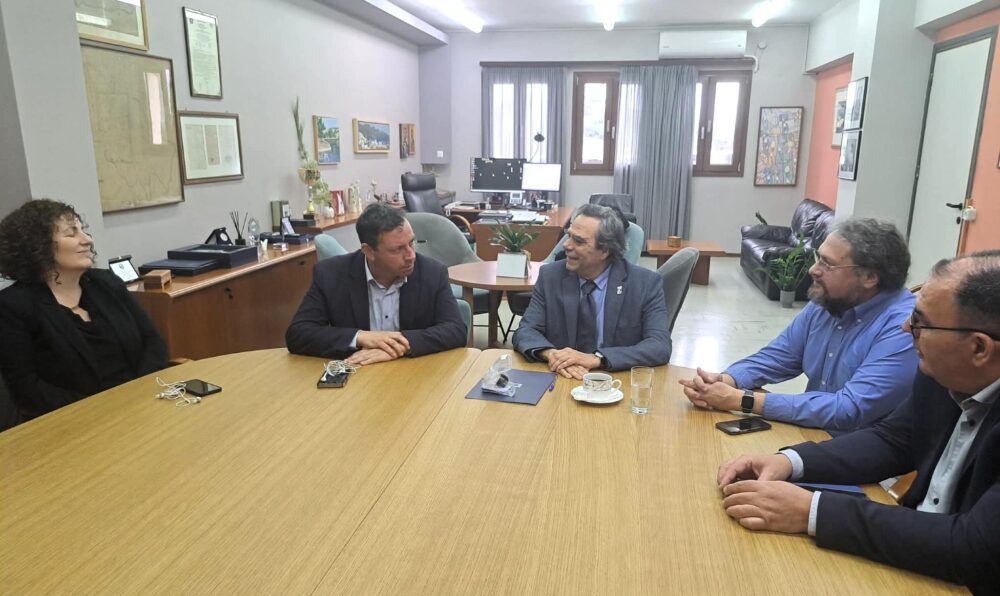 ipografi-mnimoniou-sinergasias-dimou-Αgiou