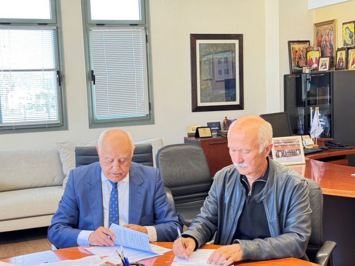 Υπογραφή σύμβασης για τα μονοπάτια στη Λευκάδα – Έργο 457.000€ για αναβάθμιση πεζοπορικών διαδρομών