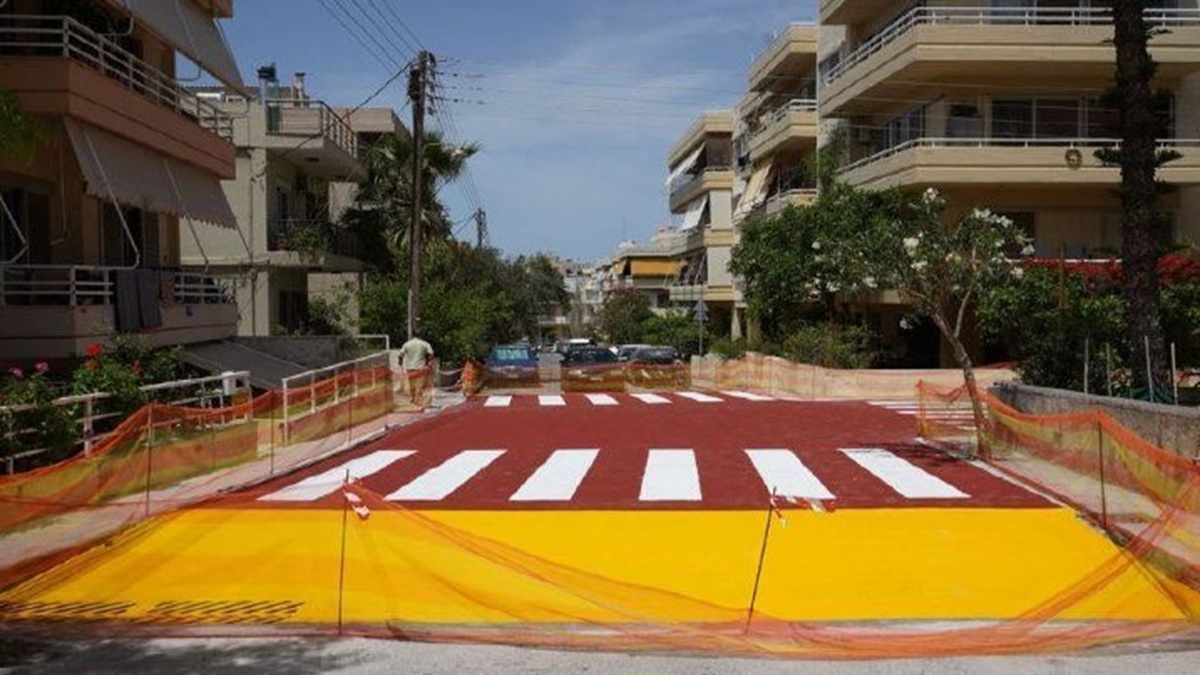 iraklio-paremvasis-gia-asfalis-diavasis