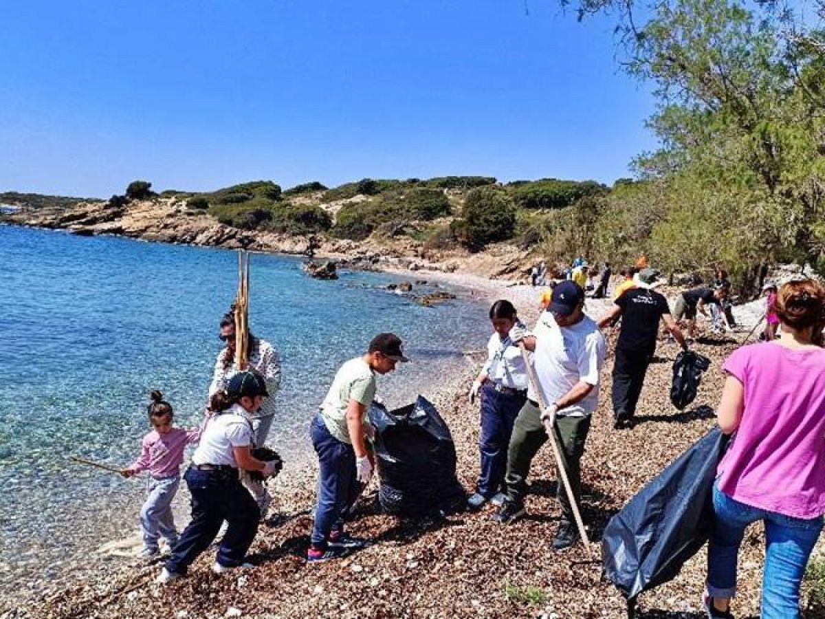 Ισχυρό μήνυμα εθελοντισμού από 55 περίπου άτομα στην Παναγία Ελεούσα