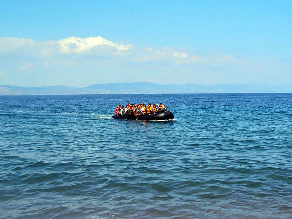Ισόβια και εκατοντάδες χρόνια φυλακή για διακινητές μεταναστών περνούν από τον Άρειο Πάγο