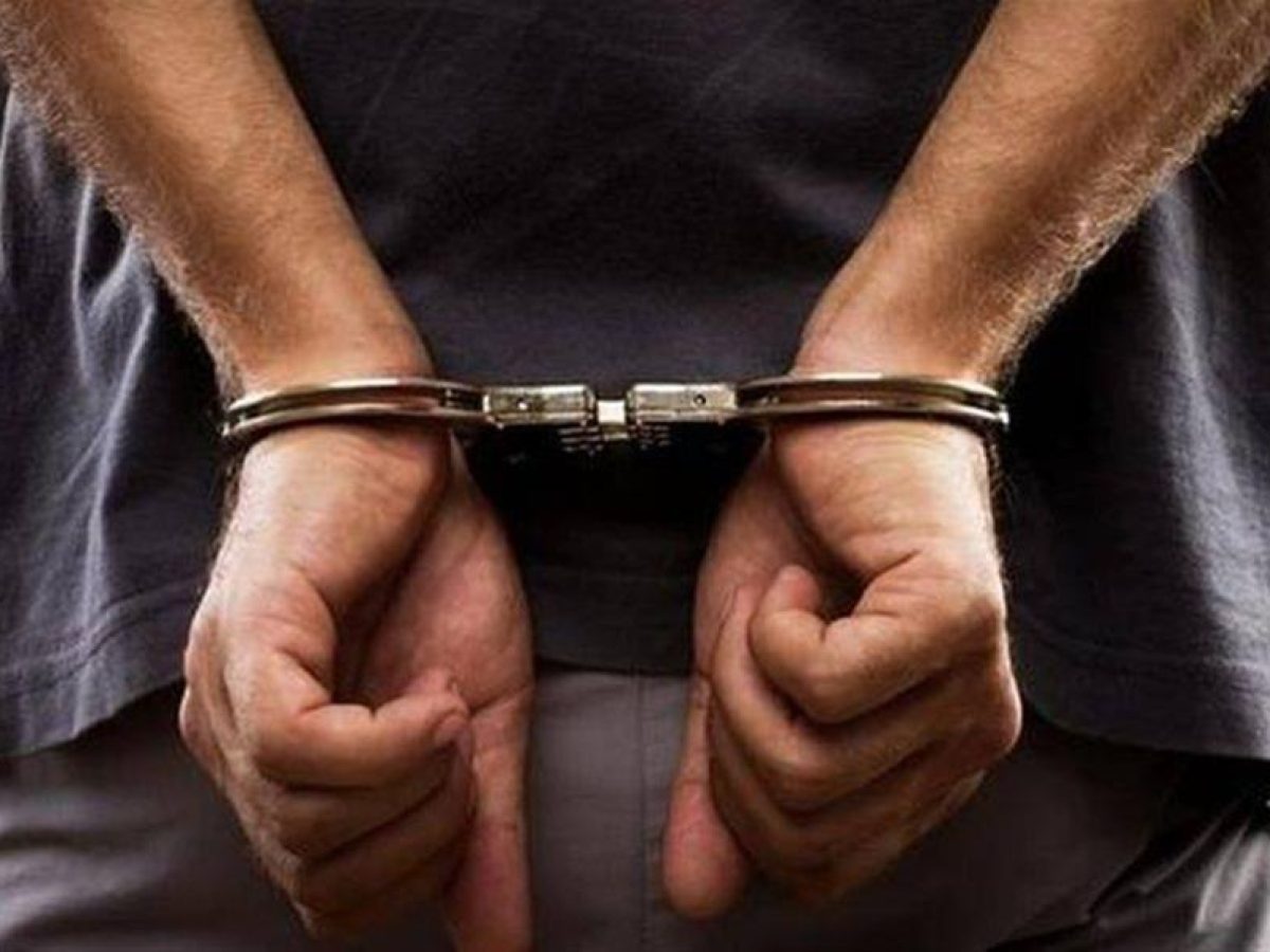&Kappa;. &Alpha;&chi;&alpha;ΐ&alpha;: &Sigma;ύ&lambda;&lambda;&eta;&psi;&eta; ά&nu;&delta;&rho;&alpha; &pi;&omicron;&upsilon; &epsilon;ί&chi;&epsilon; &kappa;&alpha;&tau;&alpha;&delta;&iota;&kappa;&alpha;&sigma;&tau;&epsilon;ί &gamma;&iota;&alpha; &kappa;&lambda;&omicron;&pi;έ&sigmaf;