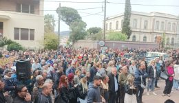 k.-moutzouris-zita-ek-neou