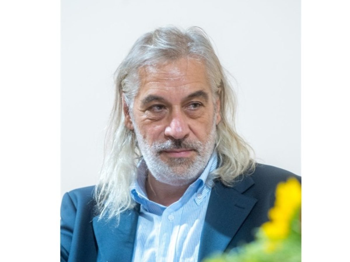 Κ. Αγγελής: Παρουσιάζει το βιβλίο του για τον Λ. Κιοσσέ