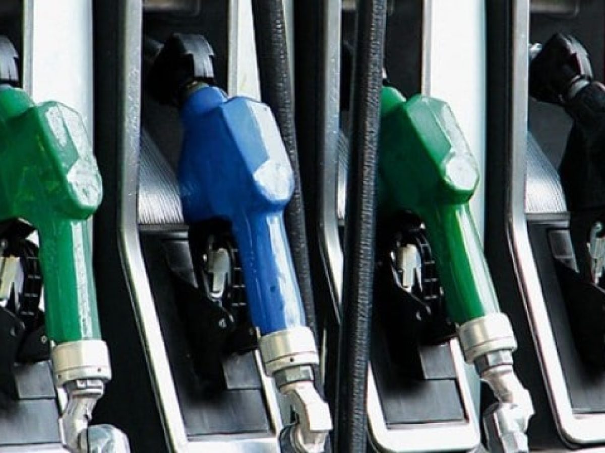 Καύσιμα: Οι τιμές ανά νομό για τη Δευτέρα 30/3 – Πρωταθλητές ακρίβειας οι Κυκλάδες