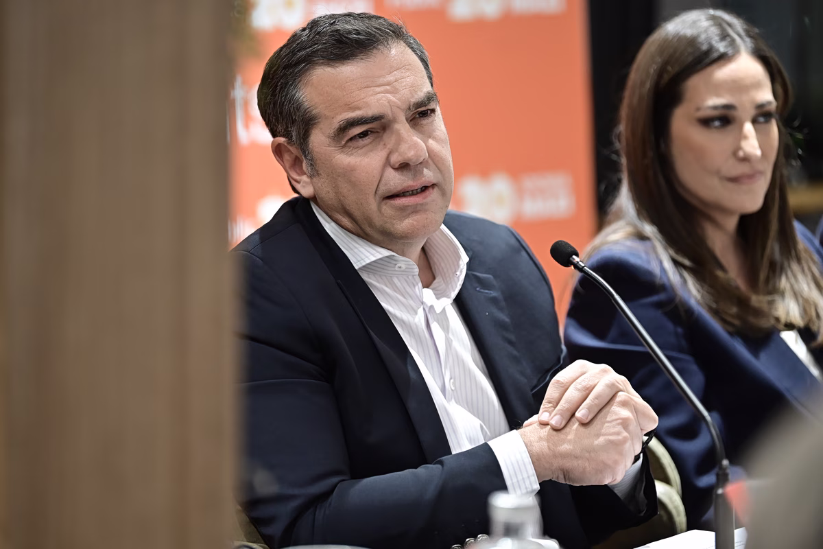 kafstikos-tsipras-o-favlos-kiklos