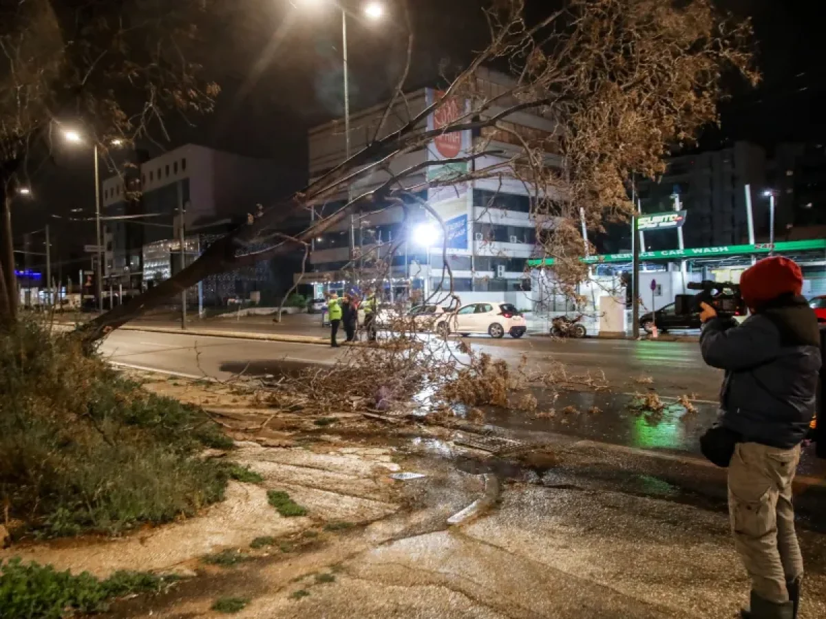 Κακοκαρία Erminio: Περισσότερες από 1000 κλήσεις δέχτηκε το Κέντρο Επιχειρήσεων της Πυροσβεστικής – Η κατάσταση στην Θεσσαλία