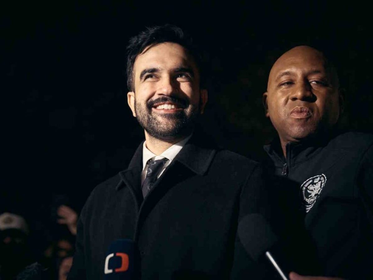 «Καλή Ανάσταση» στα ελληνικά από τον δήμαρχο Νέας Υόρκης Ζοράν Μαμντάνι – Η αναφορά στον Ελπιδοφόρο