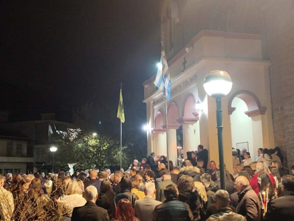 Καμαρούλα Αγρινίου: Με ευλάβεια και κατάνυξη η Ανάσταση στον Άγιο Γεώργιο