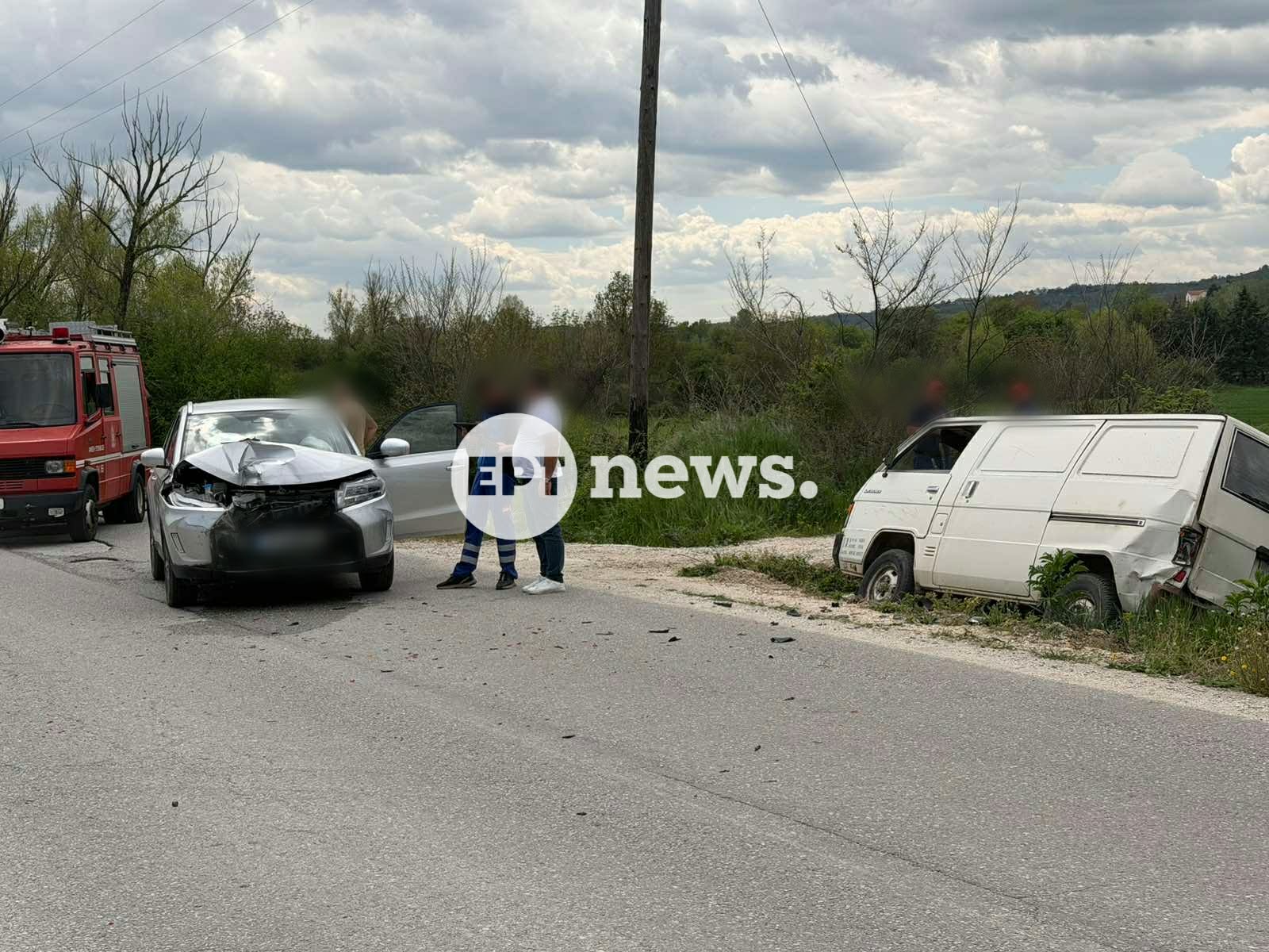 kastoria-sigkrousi-ochimaton-me-elafri