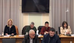 kata-pliopsifia-egkrithike-o-proipologismos