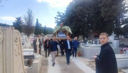 kataniktiki-megali-paraskevi-sto-kimitirio