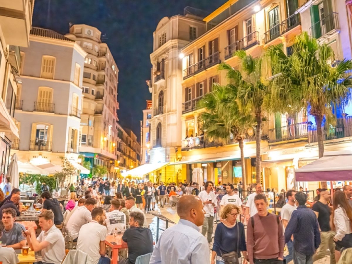 Κερδισμένη η Ισπανία από τον πόλεμο στο Ιράν – Κύμα ακυρώσεων στην Ανατολική Μεσόγειο