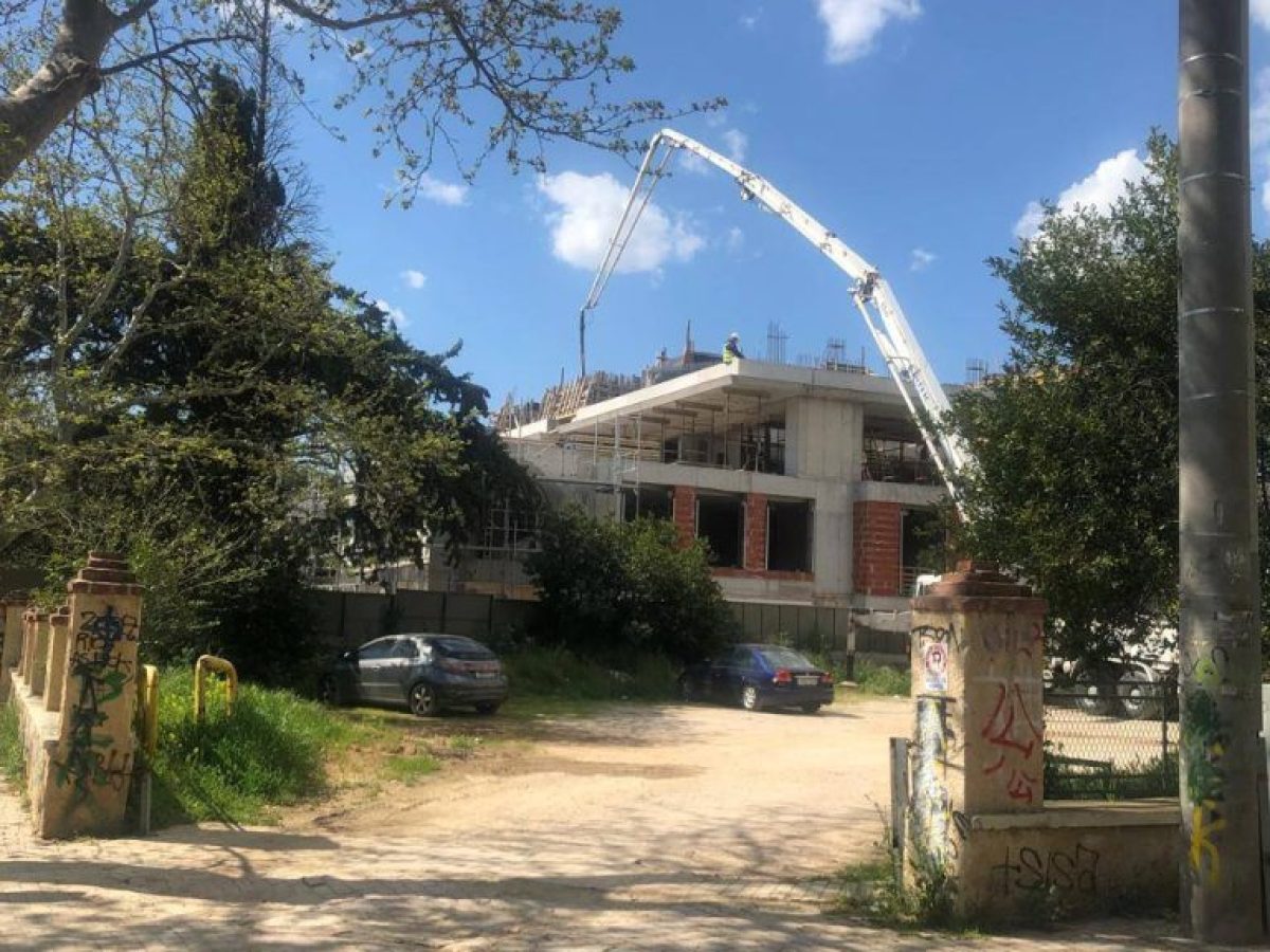 Κηφισιά: Έχτιζαν Μεγάλη Τετάρτη παράνομα Σοφίτες σε περιοχή με Διατηρητέα-Το νέο Κόλπο που βρήκαν οι Επιτήδειοι…του Γεράσιμου Σεραφειμίδη.