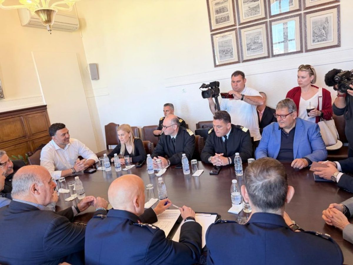 Κικίλιας από τα Χανιά: Ενίσχυση του Λ.Σ. στην Κρήτη με επιπλέον εναέρια μέσα, Heron drones και νέα στελέχη