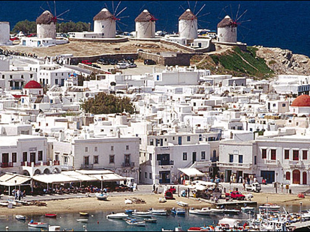 Κυκλάδες: Κόφτης 30% για τις τουριστικές κλίνες , φρένο και στα Airbnb-Ειδικό χωροταξικό πλαίσιο